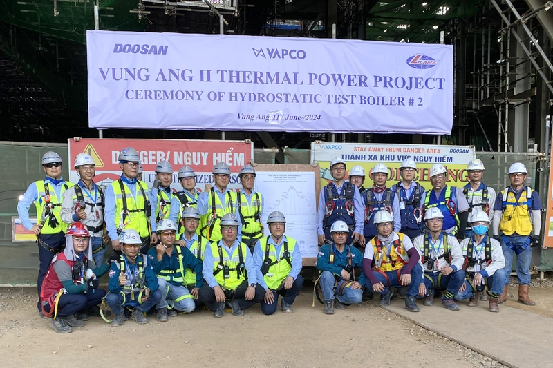 Thử áp thành công lò hơi số 2 Dự án Nhiệt điện Vũng Áng 2